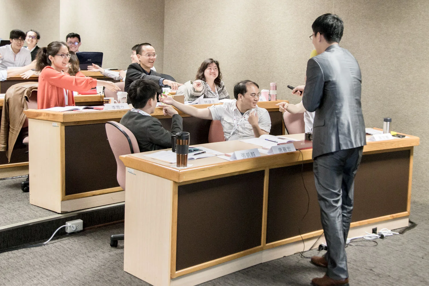 SPEAK_20150425_0376